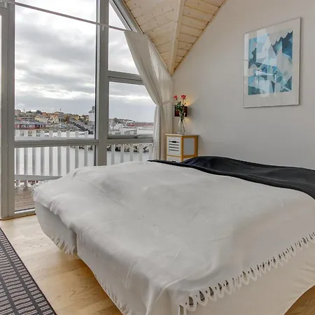 Fridhild - 10m From The Sea By Interhome